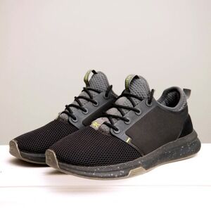 KURU Atom Mens Sz 8 Black Athletic Sneakers Lace Up Athleisure Shoes Walking Run